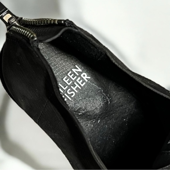 🌻NEW Eileen Fisher Irwin Black Suede Crossover Wrap Front Bootie Women's Size 5 - Picture 10 of 10